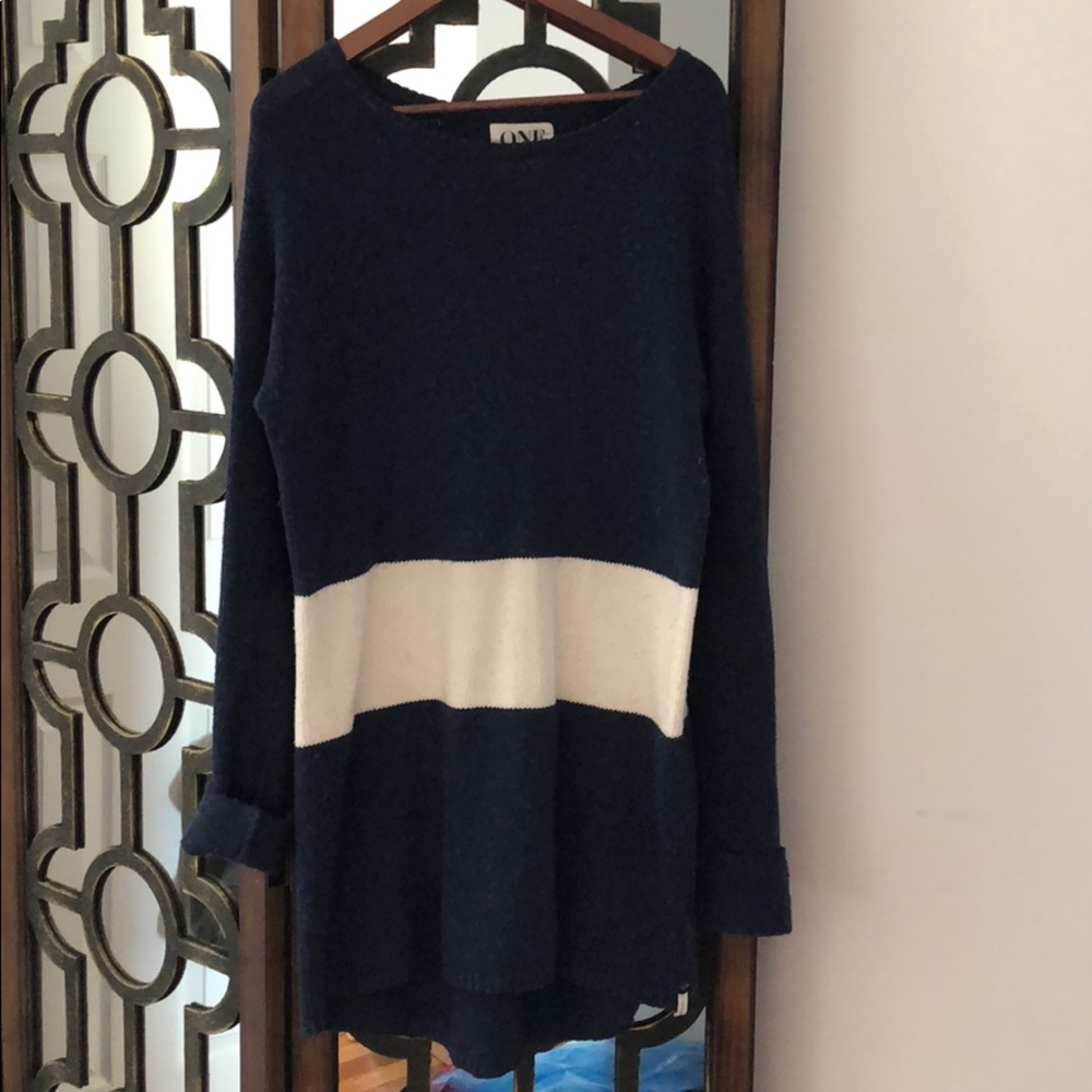 One TeaSpoon women’s oversized sweater dress
